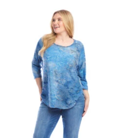 Plus Size 3/4 Sleeve Burnout Shirttail Top