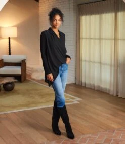 Contrast Double Layer Wrap Top 17 Contrast Double Layer Wrap Top -Karen Kane Store 3L25012 BLK karenkane 2025 fall 00 1